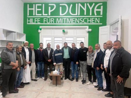 جمعية HELP DUNYA تستقبل وفدا" من لجان القواطع و الأحياء لمخيم عين الحلوة.